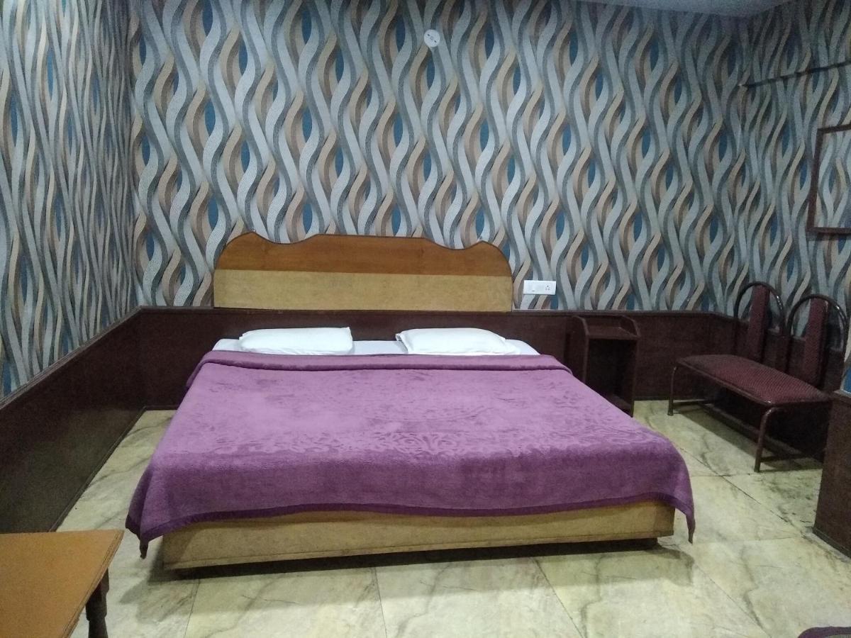 Hotel Neelam Raj Nainital Exterior foto